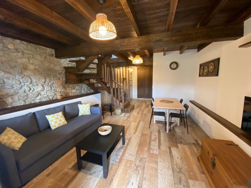 Apartamentos Rurales Playas De Niembro 라네스 외부 사진