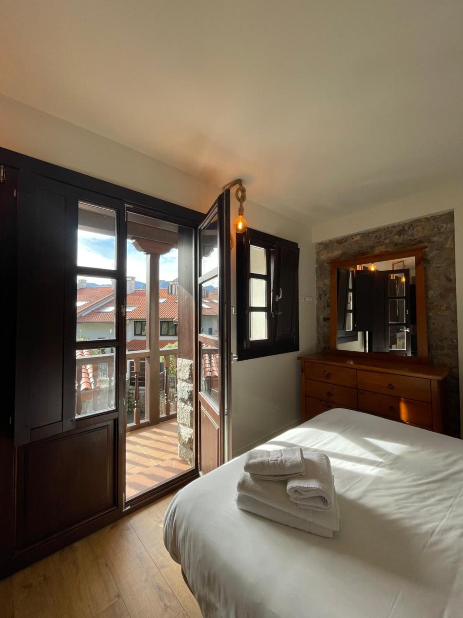 Apartamentos Rurales Playas De Niembro 라네스 외부 사진